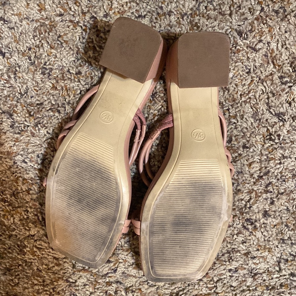 Target Nude heels - Picture 3 of 4